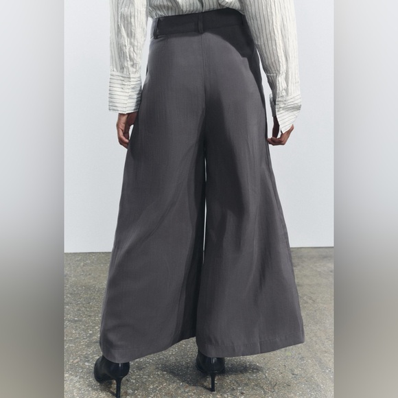 New gray Zara pants. Size x-small - Picture 2 of 2